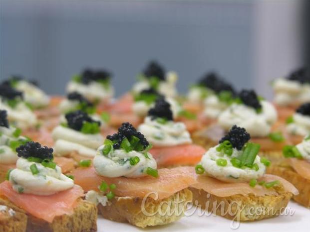 Bruschetta salmón y caviar